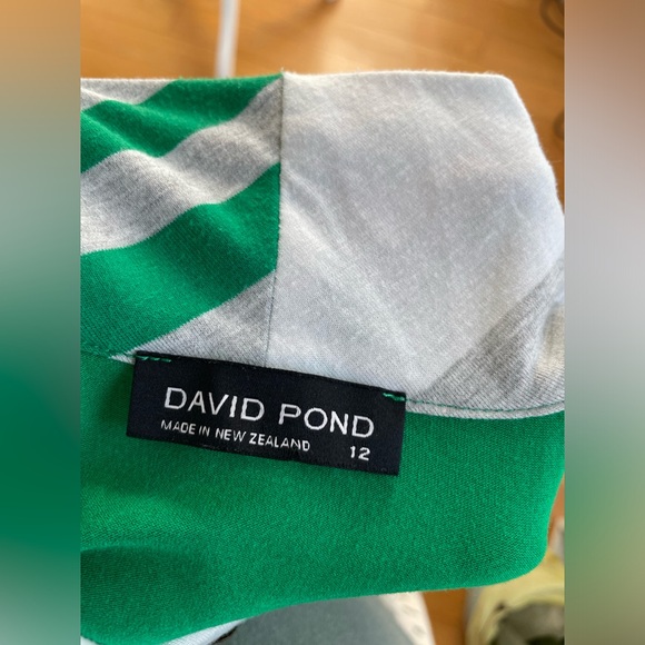 David pond designer dress. Size 12 - Picture 11 of 12